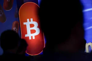 Bitcoin tops US$90,000 as options point towards shifting.
